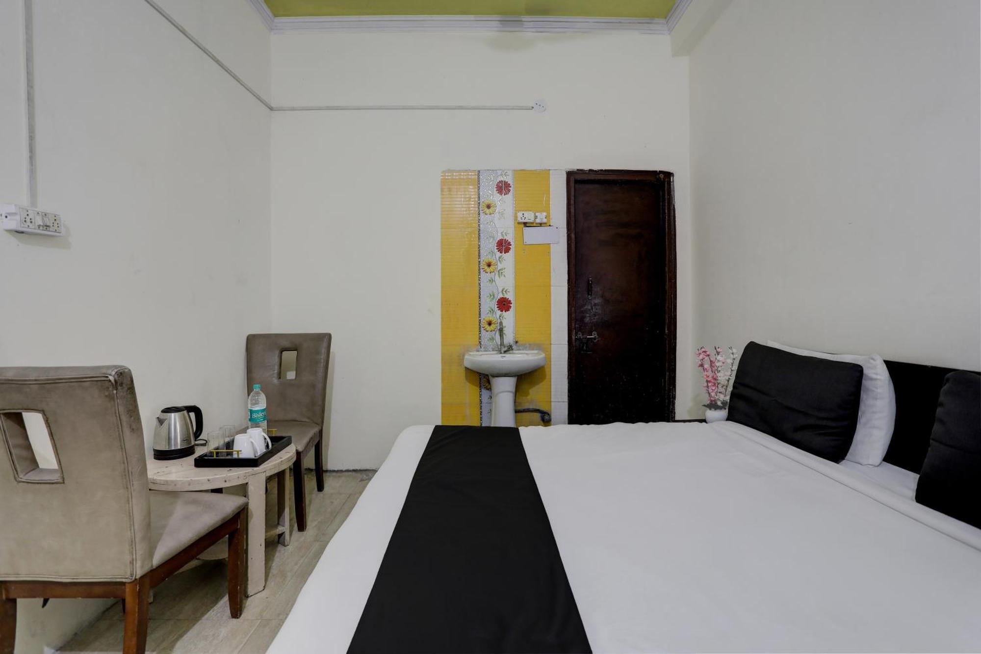 Hotel O Thirty Inns 诺伊达 外观 照片
