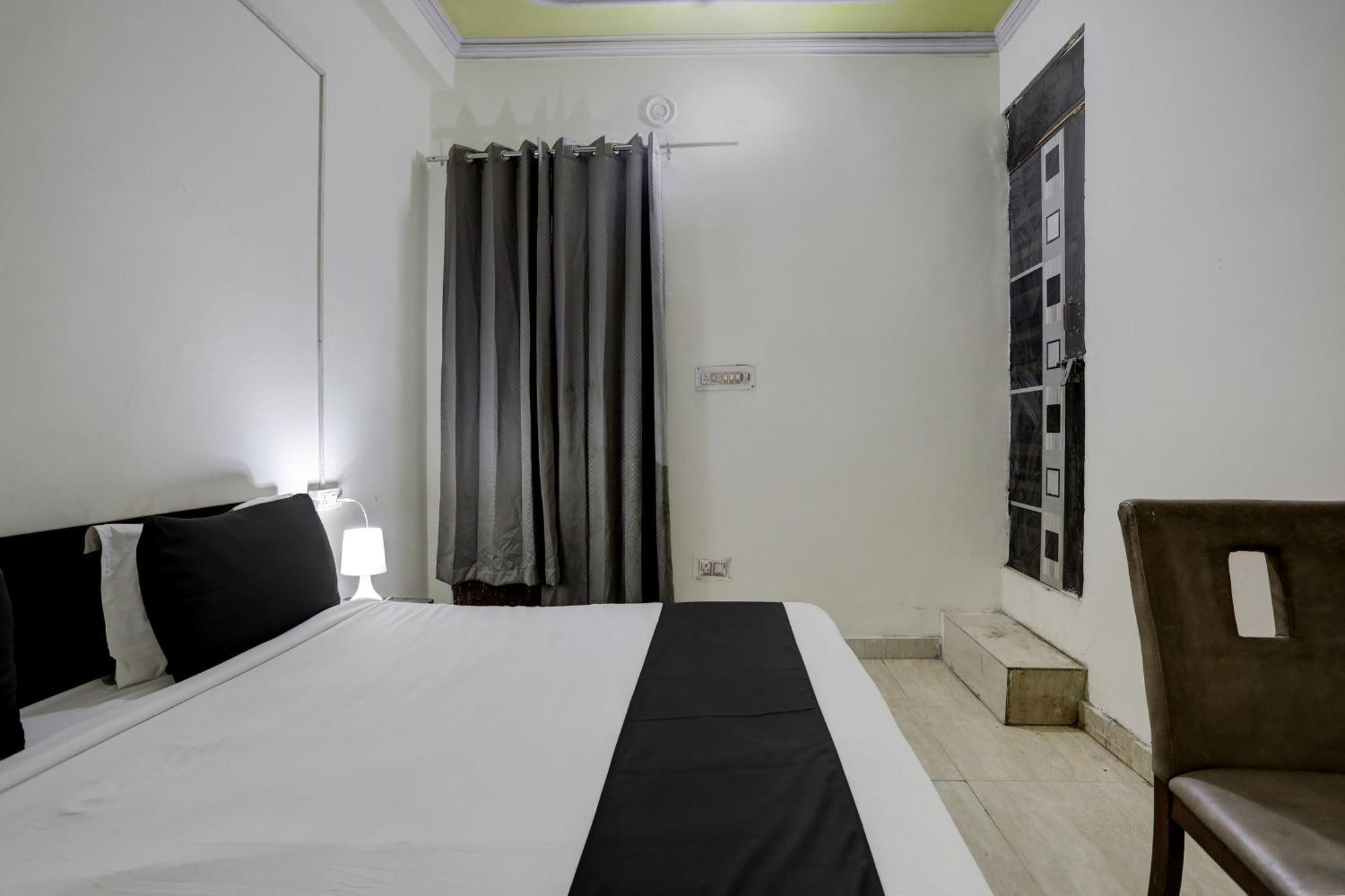 Hotel O Thirty Inns 诺伊达 外观 照片