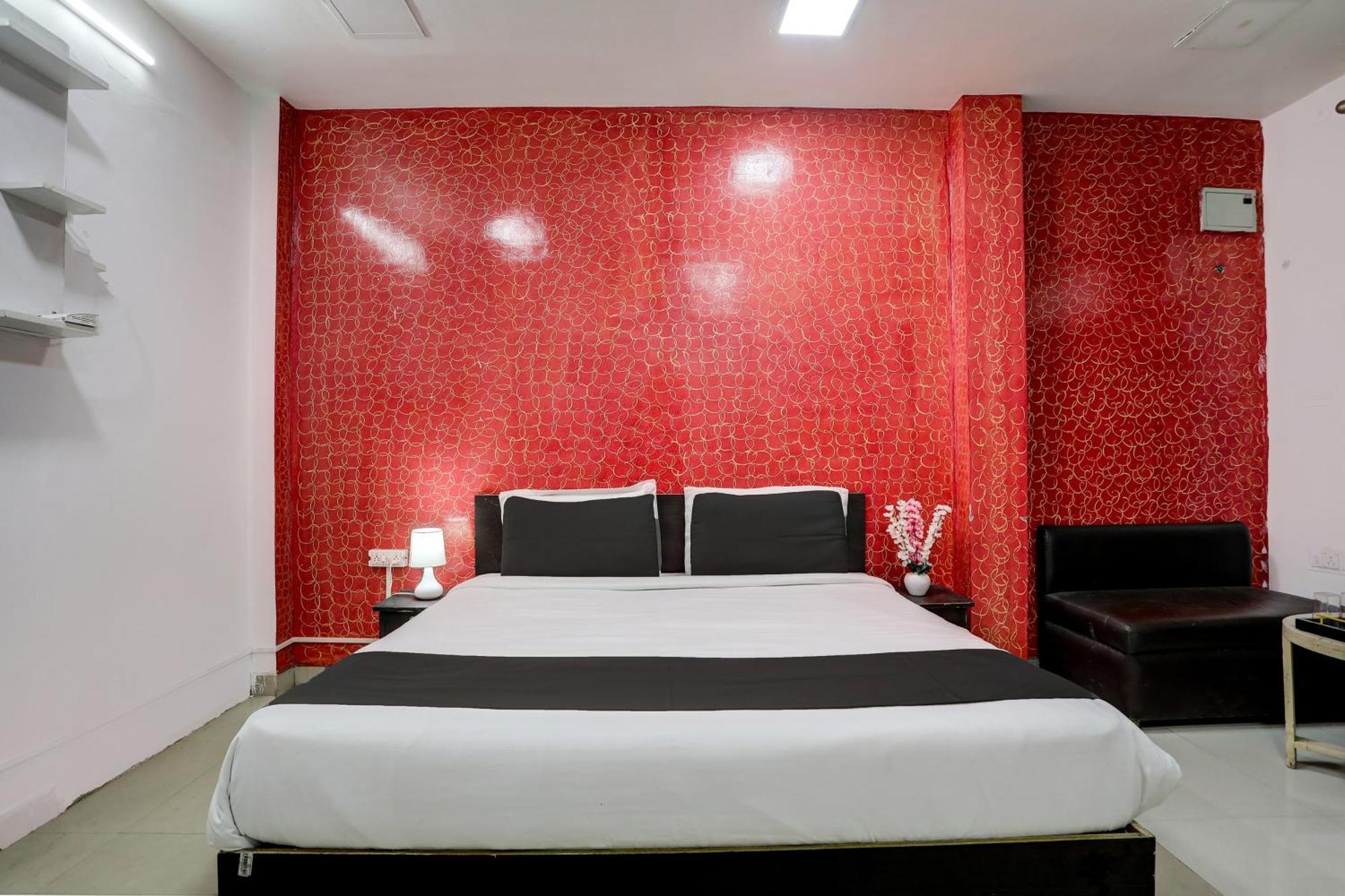 Hotel O Thirty Inns 诺伊达 外观 照片