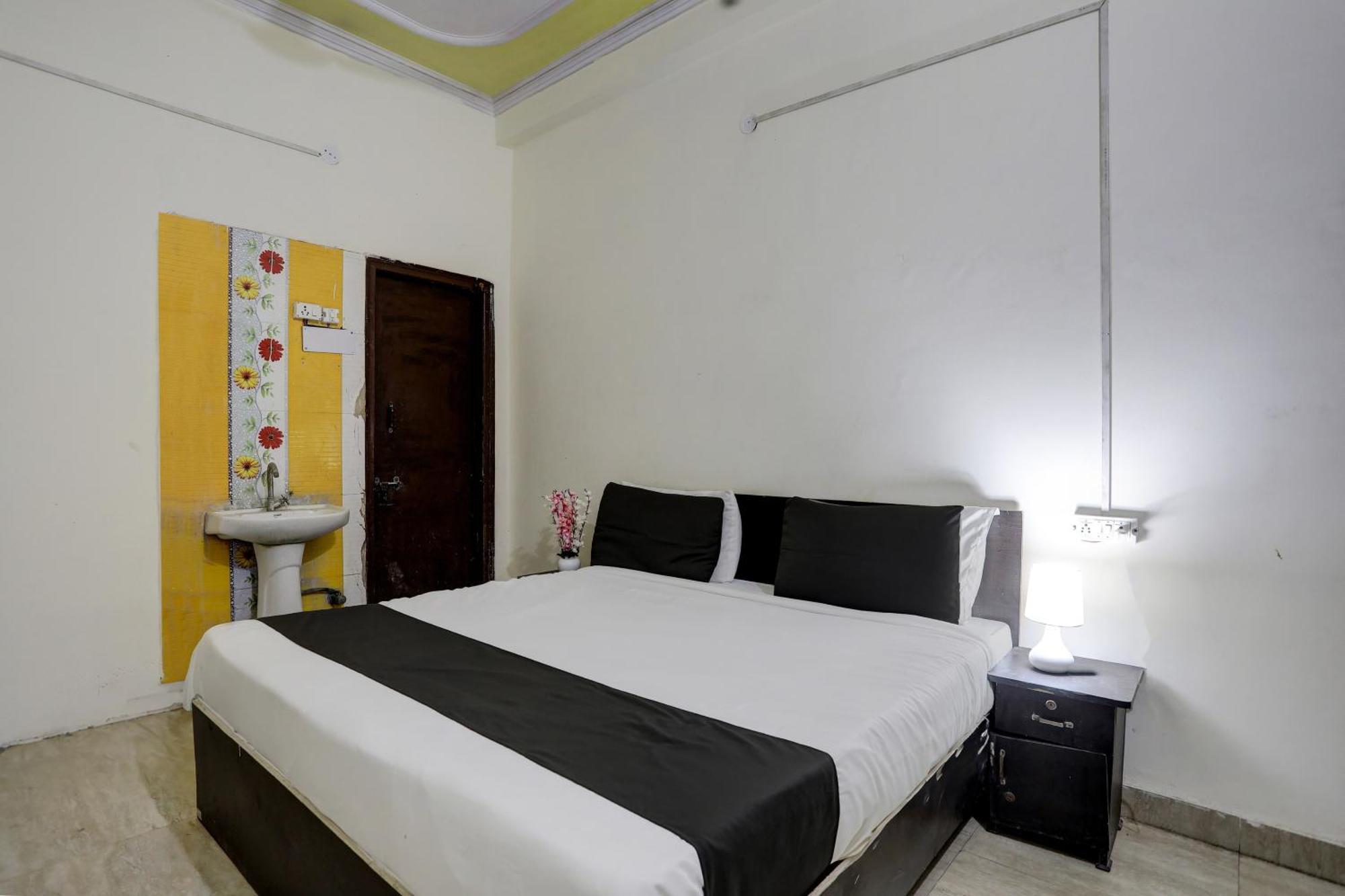 Hotel O Thirty Inns 诺伊达 外观 照片